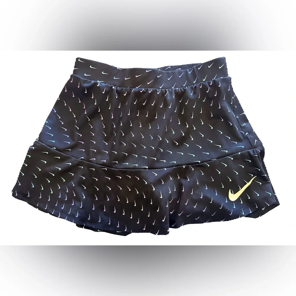EUC Girls Nike Skort Size 6/Medium - Picture 1 of 3